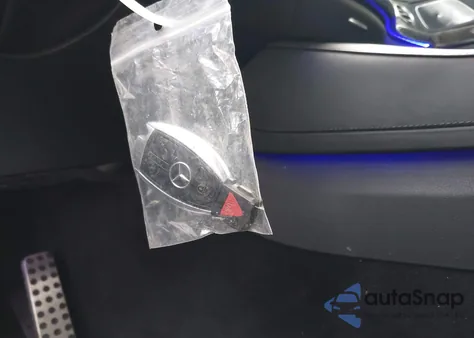 2015 Mercedes-Benz S 550 from USA, damaged, VIN WDDUG8CB4FA135368